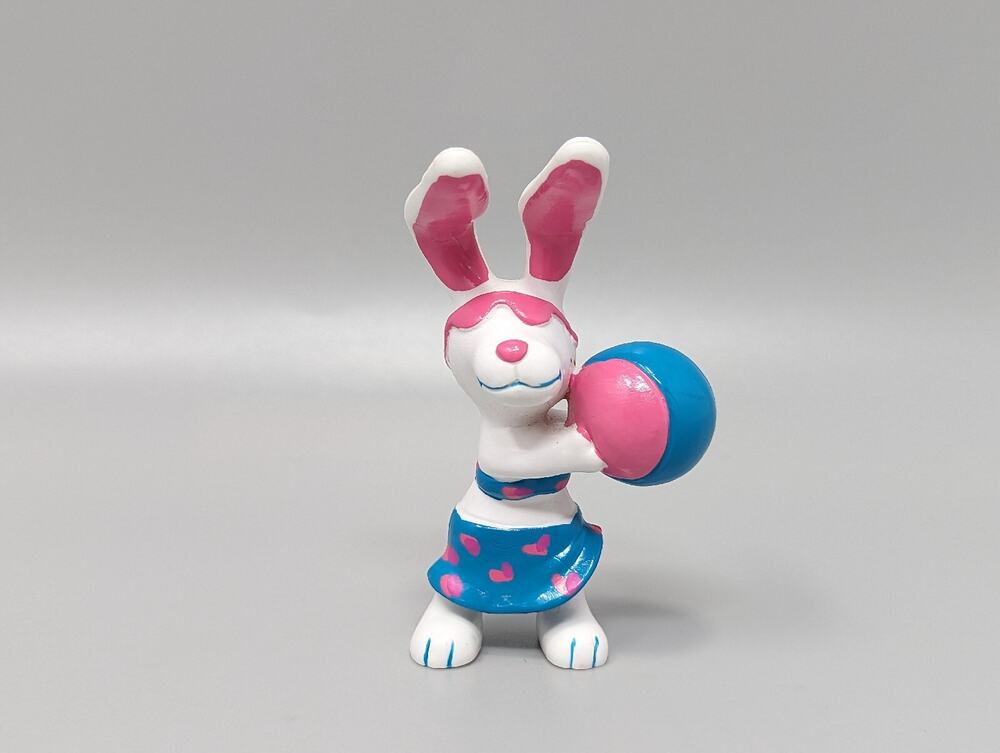 1989 Applause PVC Figure Beach Bunny Rabbit Beachball Beachbunnies 3"